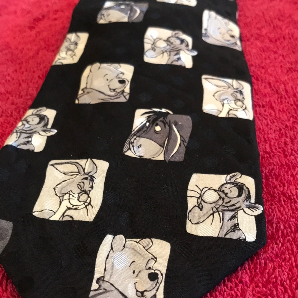 Pooh silk tie